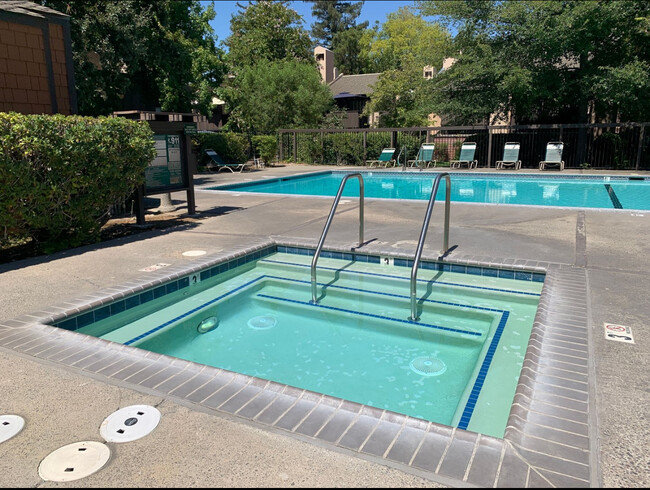 Spa and Pool - 700 Woodside Ln E