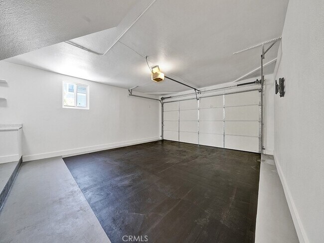 Building Photo - 34801 Calle Del Sol