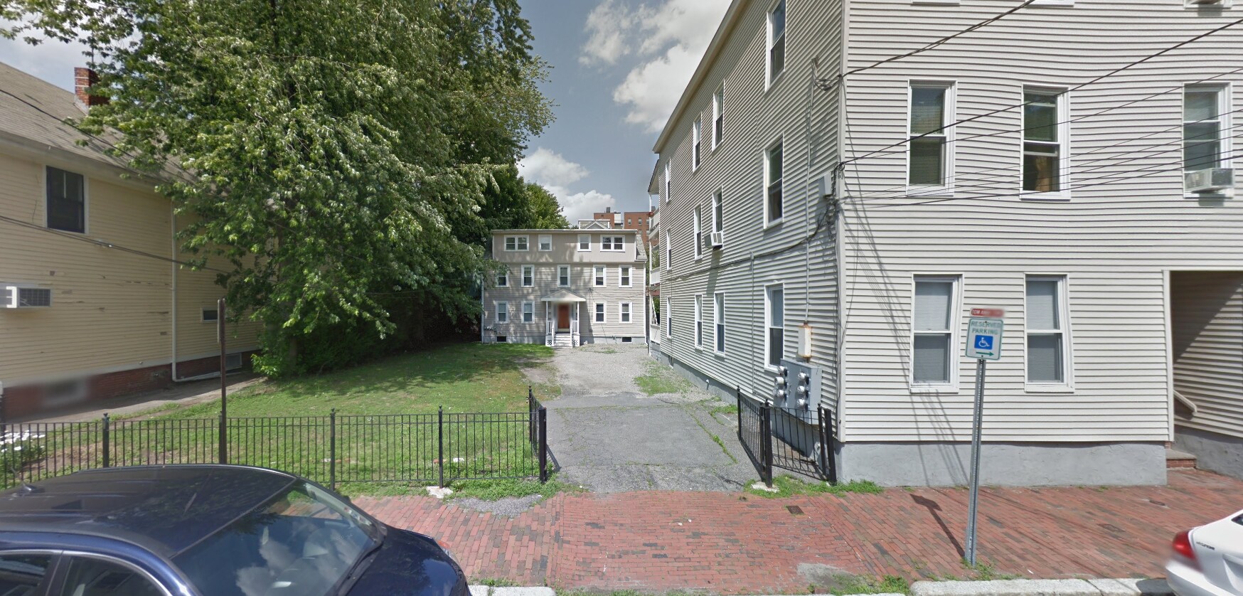 Building Photo - 429 Franklin St