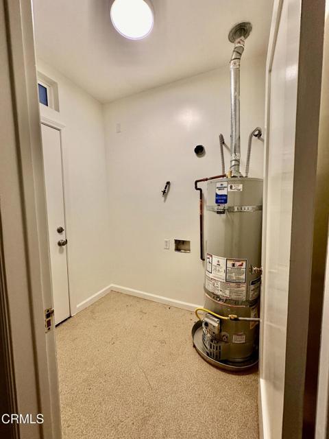 Building Photo - 588 S Mentor Ave