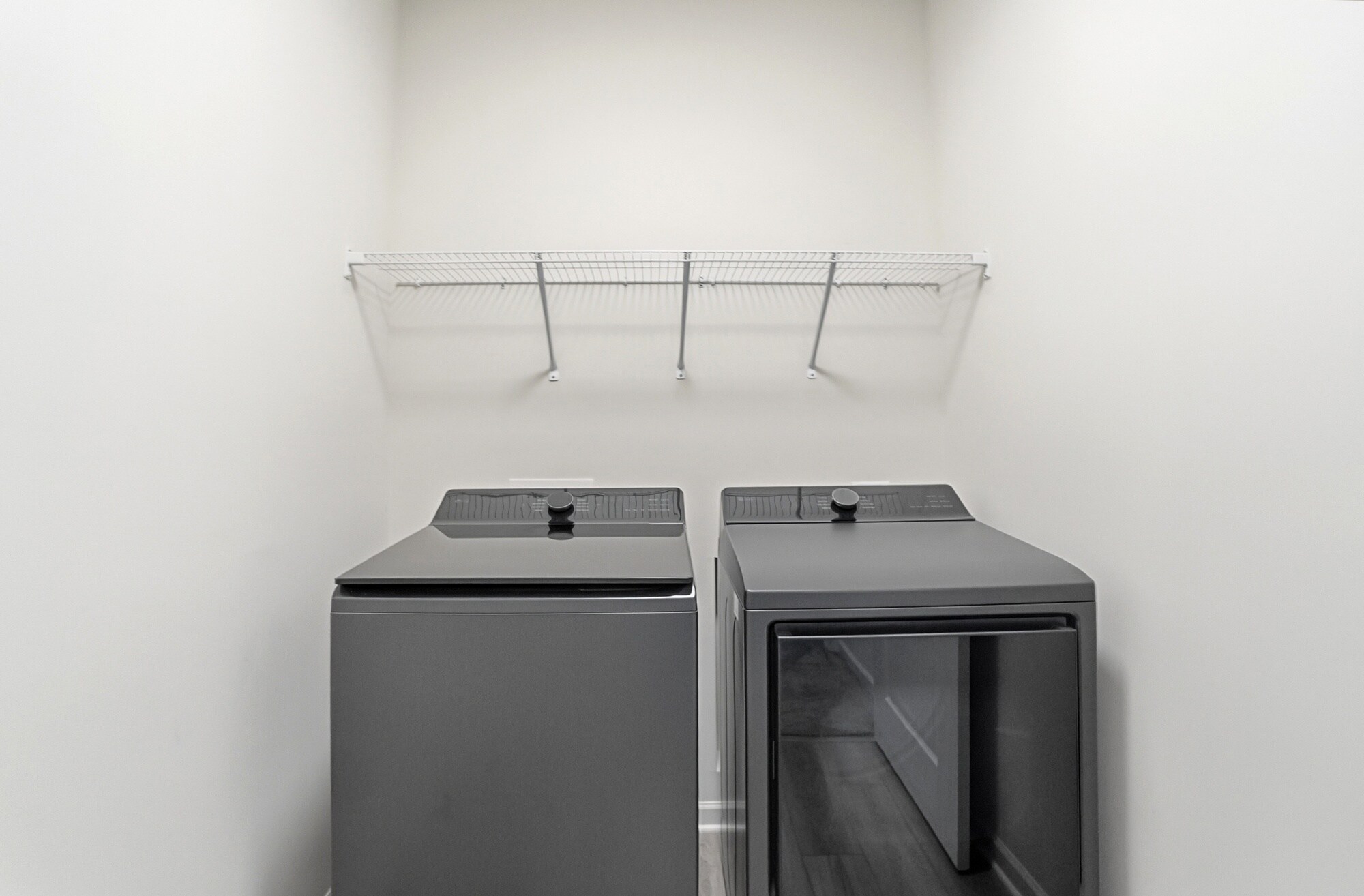 Building Photo - 1242 Fairstone Dr