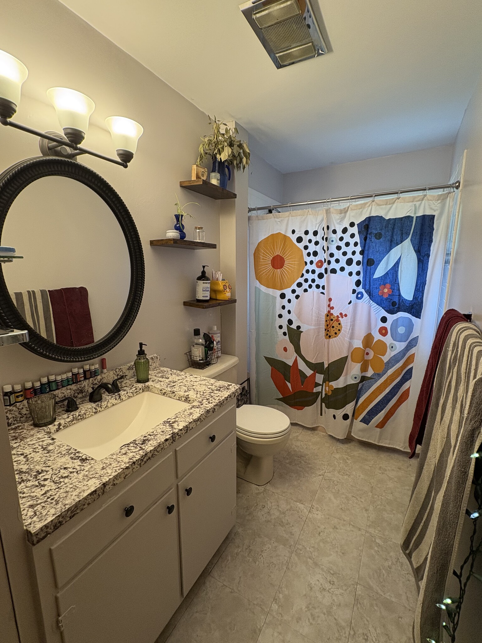 Main bathroom - 132 Piper Rd