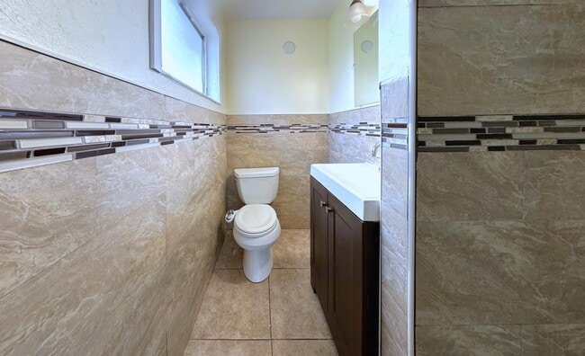 Building Photo - 4041 67th Ave N