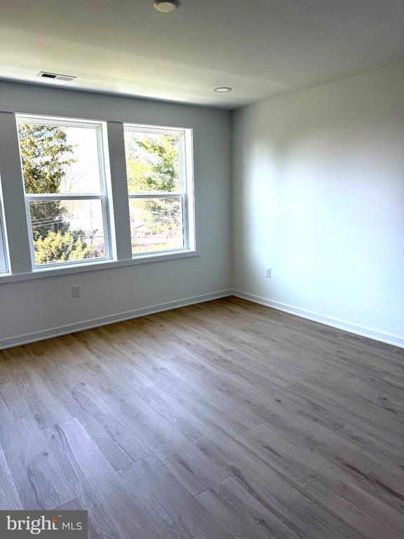 Building Photo - 105 Brianna Ct