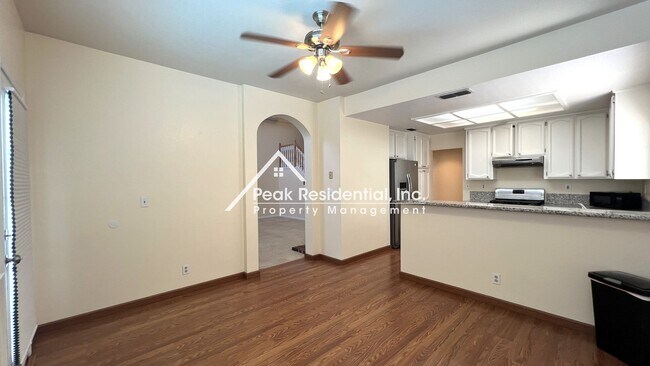 Building Photo - 402 Harlow Ct