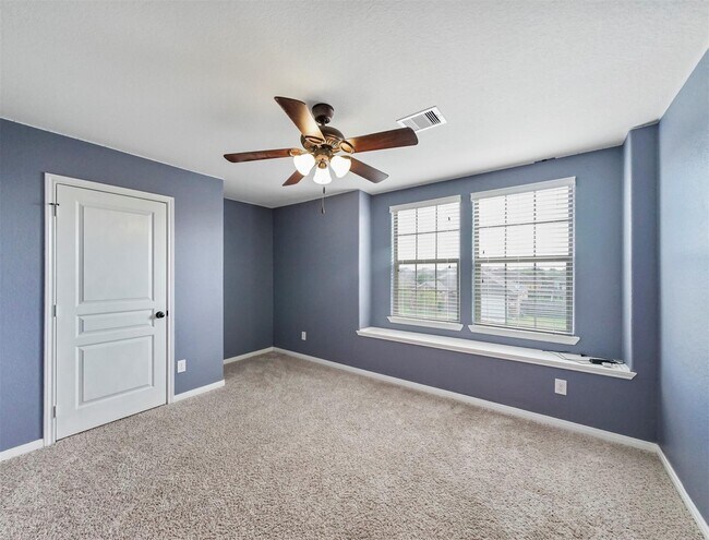 Building Photo - 20015 Flax Flower Dr