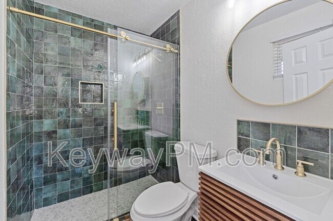 Building Photo - 3327 Cockatoo Rd