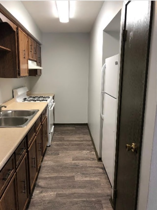 Building Photo - 1320 E 38th St