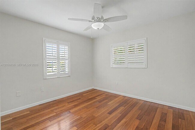 Building Photo - 15540 SW 82nd Ct