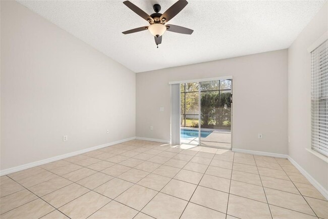 Building Photo - 624 Blake Ave