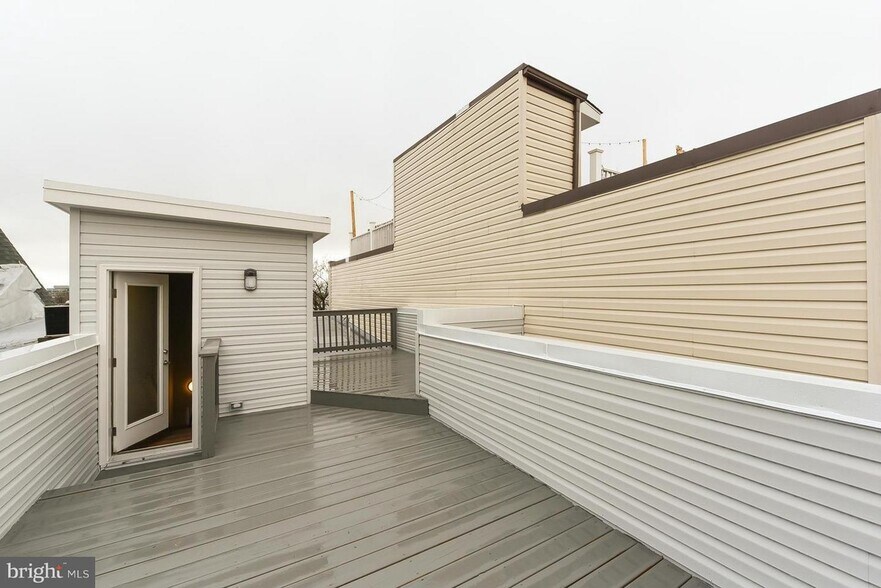 Building Photo - 3 S St NW