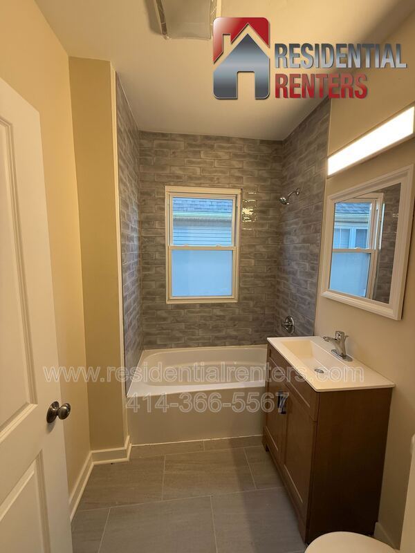 Building Photo - 3122 N 28th St