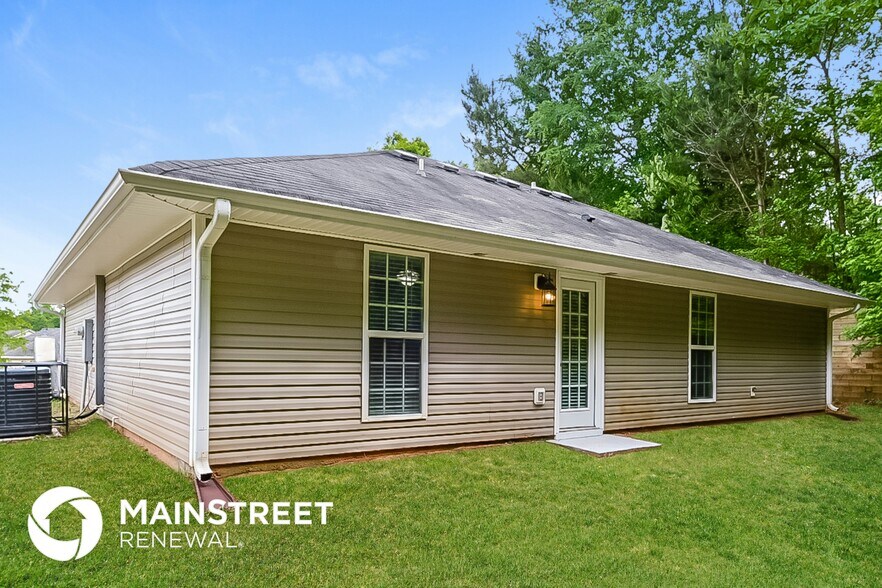 Building Photo - 1110 Bramblewood Dr