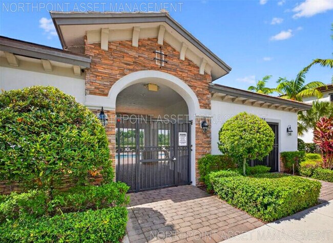 Building Photo - Stylish 3-Bedroom Home with Pool, Garage &...