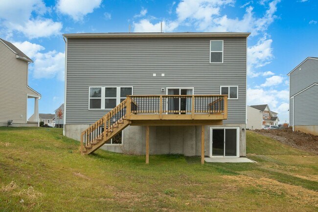 Building Photo - Brand New Construction in well-kept HOA community