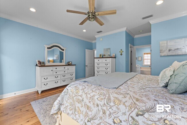 Building Photo - 25911 Tealwood Dr