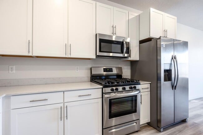 Building Photo - Recently Built Heber City Rental – Bright,...