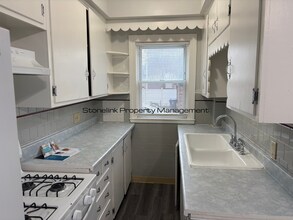 Building Photo - 15 Hawkins St