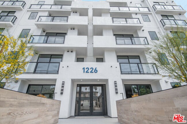 Building Photo - 1226 S Bedford St