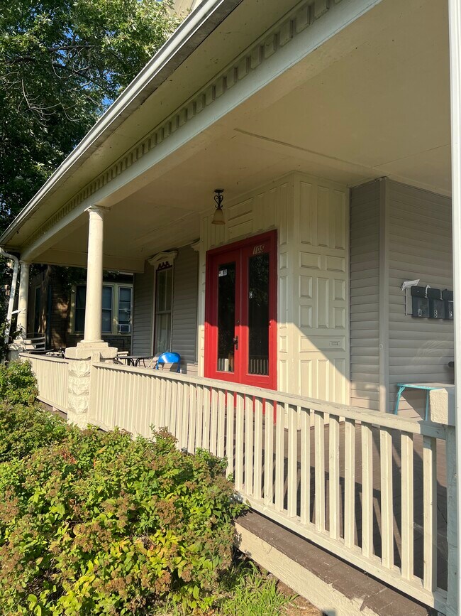 105 W 5th St 105 W 5th St Muscatine IA 52761 Apartment Finder