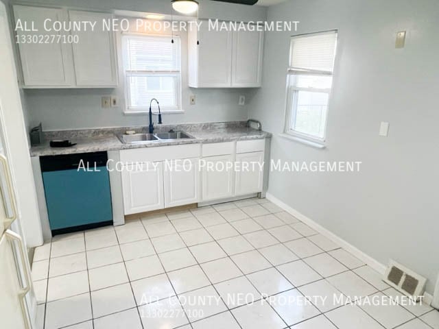 Building Photo - 27081 Farringdon Ave