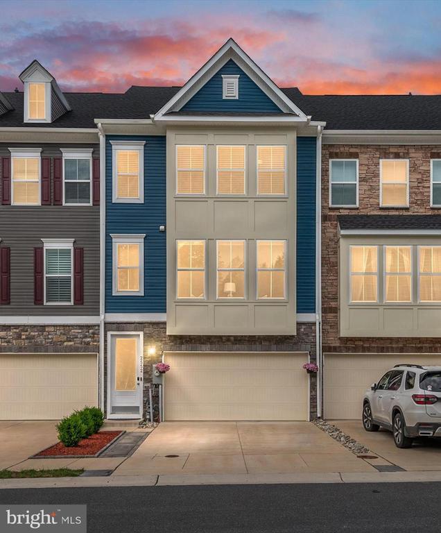 Building Photo - 2552 Buckthorn Dr