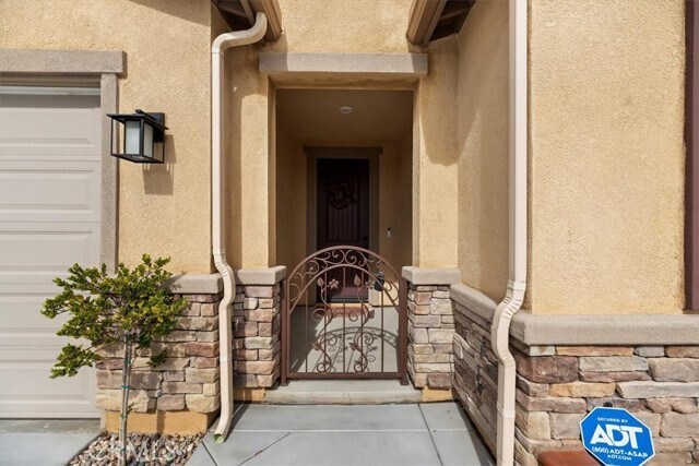 Building Photo - 25858 Oak Spgs Ct