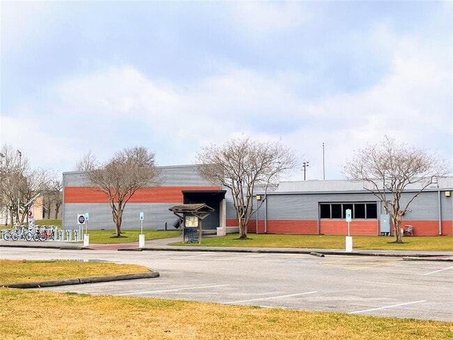 Building Photo - 1109 Walton St