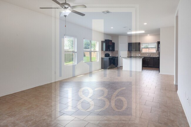 Building Photo - 1040 Chad Lp