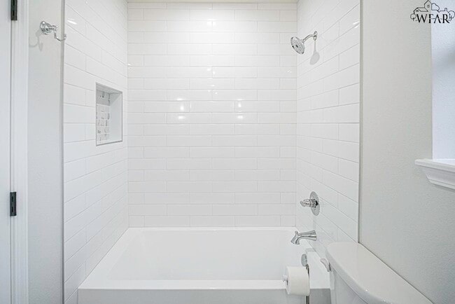 Building Photo - 2824 Mill Valley Dr