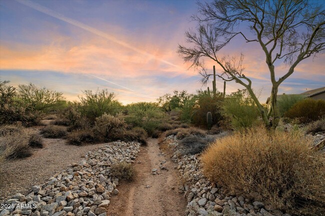 Building Photo - 6523 E Lonesome Trail