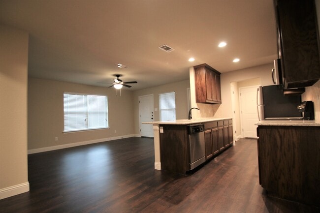 Building Photo - 8145-8147 Arbor