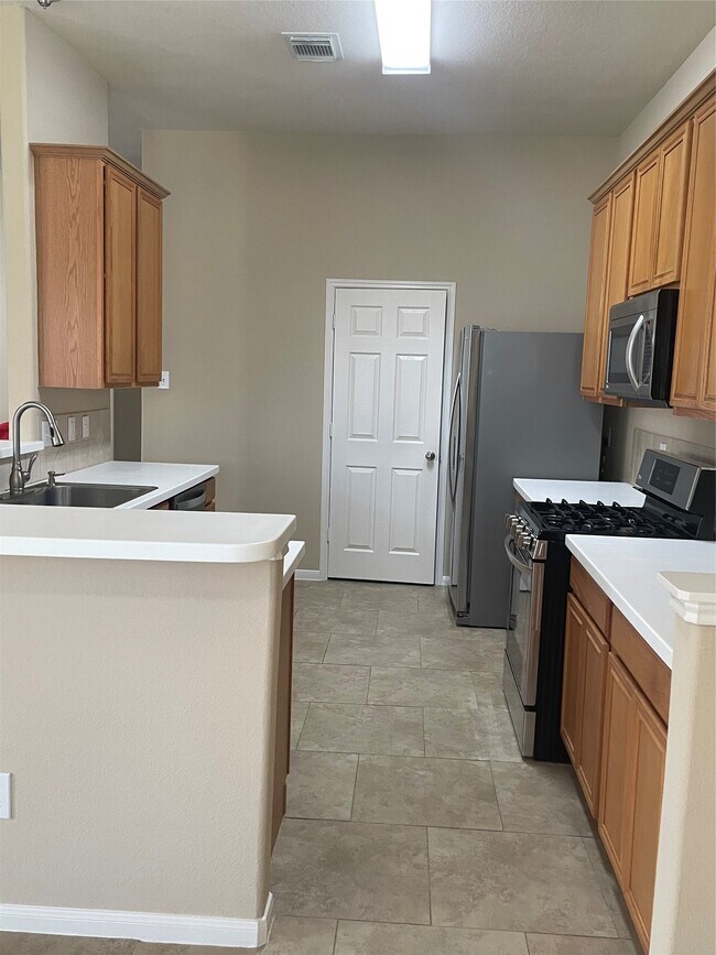 Building Photo - 12218 Grand Portage Ln