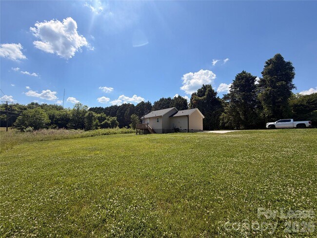 Building Photo - 67 Travora Cir