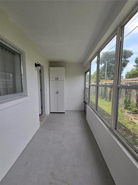 Building Photo - 2366 Shelley St