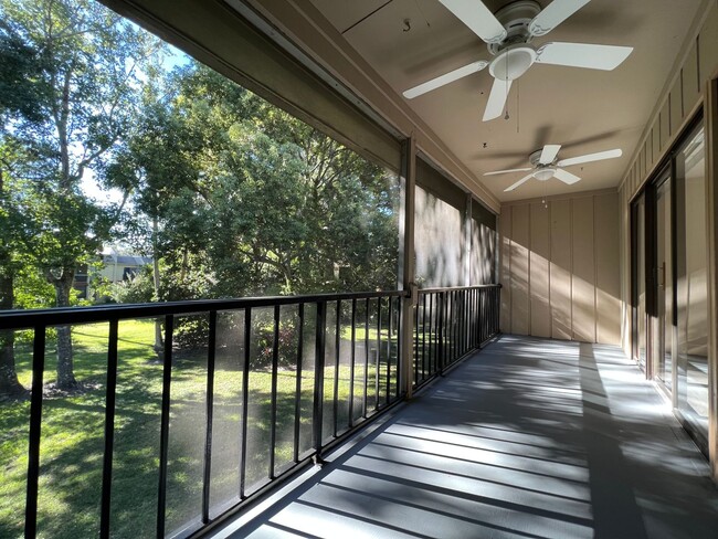 Building Photo - Newly Renovated Winter Springs Condo ~ New...