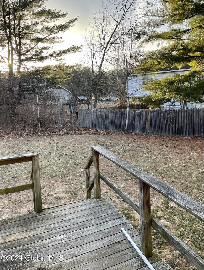 Building Photo - 23 Woodridge Cir