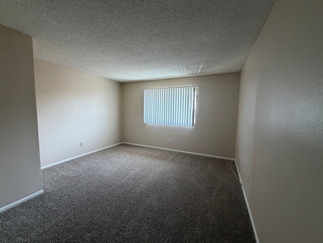 Building Photo - 921 Mt Olive Dr