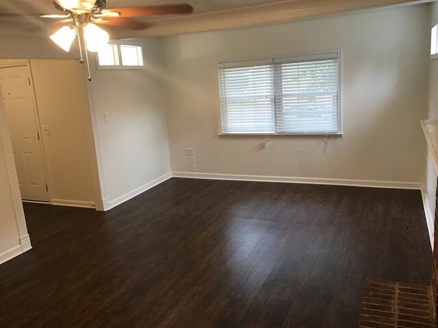 Building Photo - 999 Merrimac Way