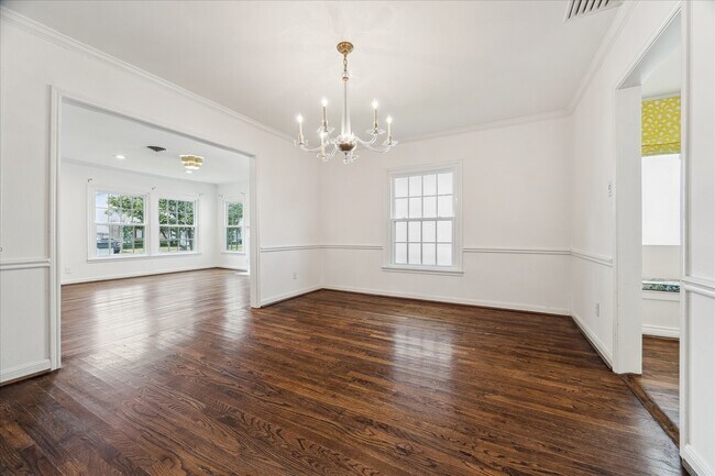 Building Photo - 2820 Rice Boulevard