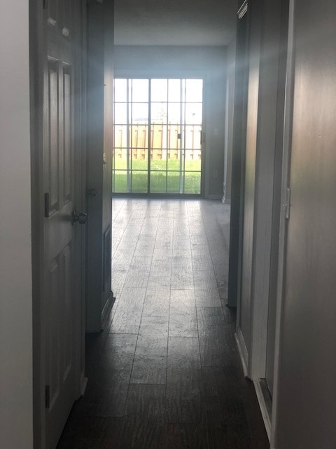 Building Photo - 3 Bedroom 2.5 bath w/1 car garage - Country Estates