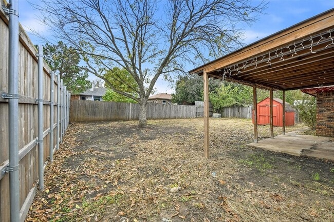 Building Photo - 6444 Whitehurst Dr