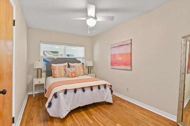 Building Photo - Charming bungalow in Winter Park