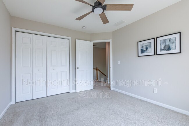 Building Photo - 2025 Jonesboro Rd SE