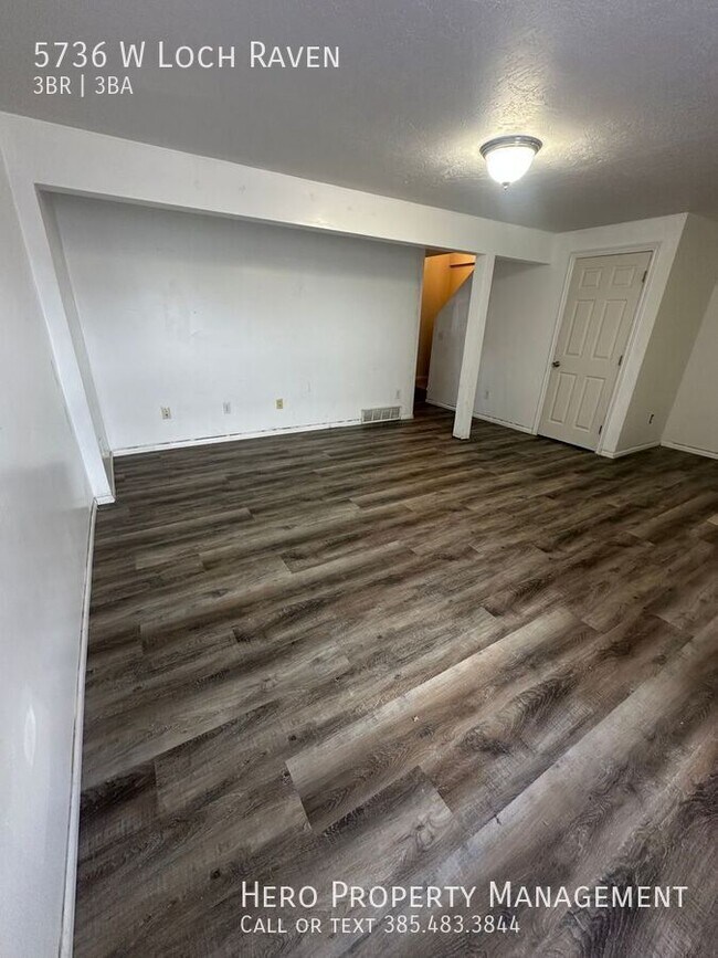 Building Photo - 5736 Loch Raven Ct