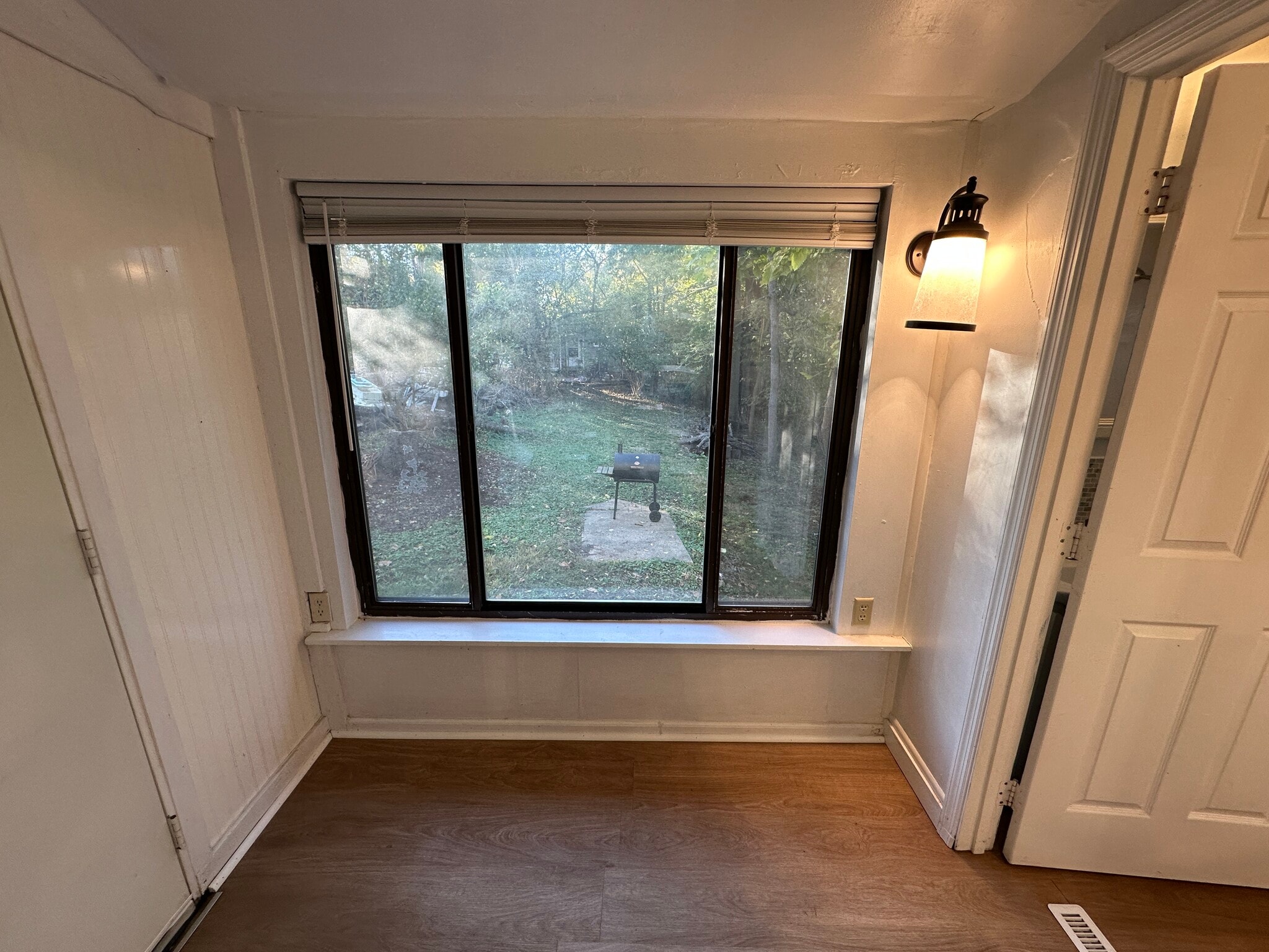 Building Photo - 11 Walker St