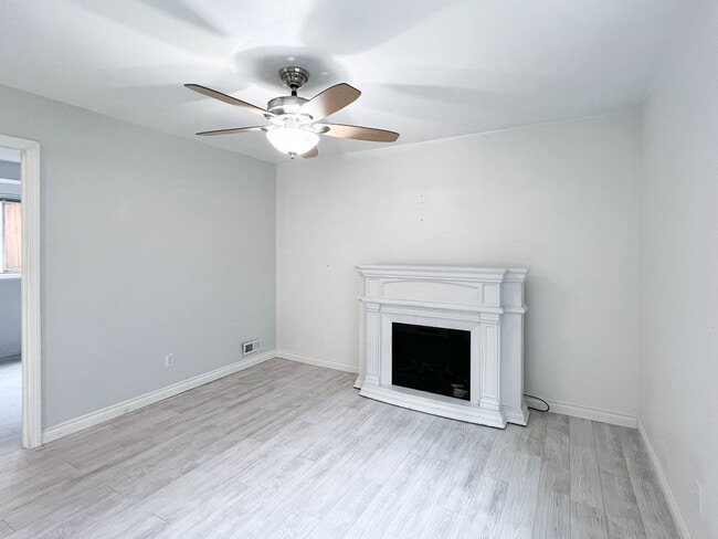 Building Photo - 17841 Beaujolais Dr