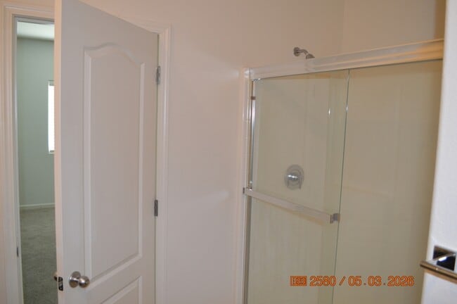 Building Photo - 4220 Freemark Ave