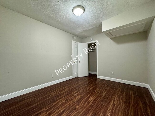 Building Photo - 6303 Walden Ave