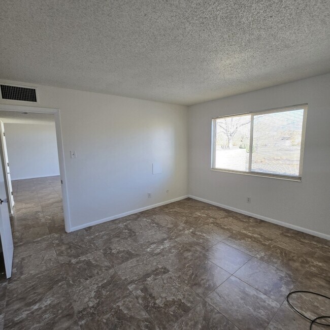 Building Photo - 55+ Community, Condo for rent